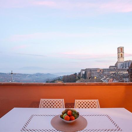 Panoramic Apt - A Due Passi Dal Centro - Italywego Perugia Dış mekan fotoğraf