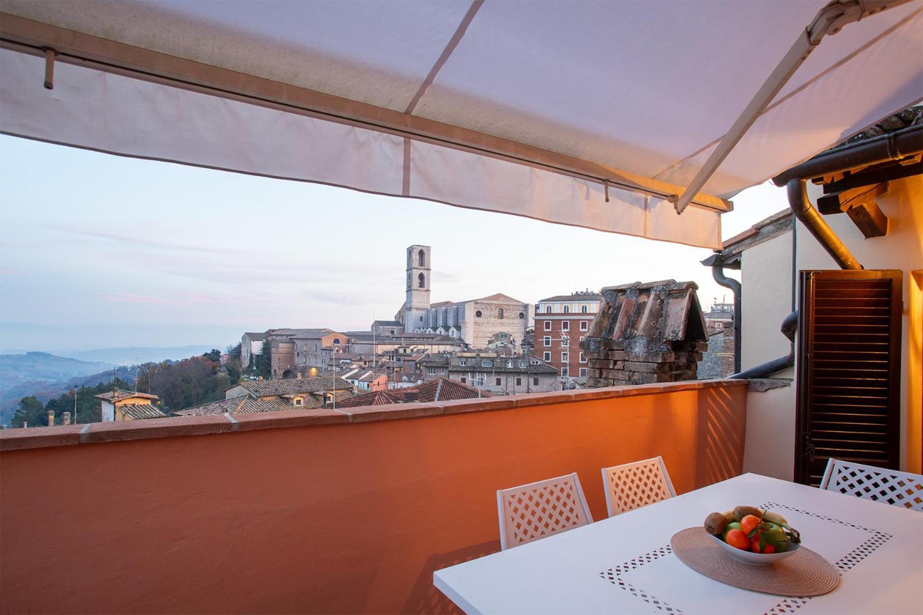 Panoramic Apt - A Due Passi Dal Centro - Italywego Perugia Dış mekan fotoğraf