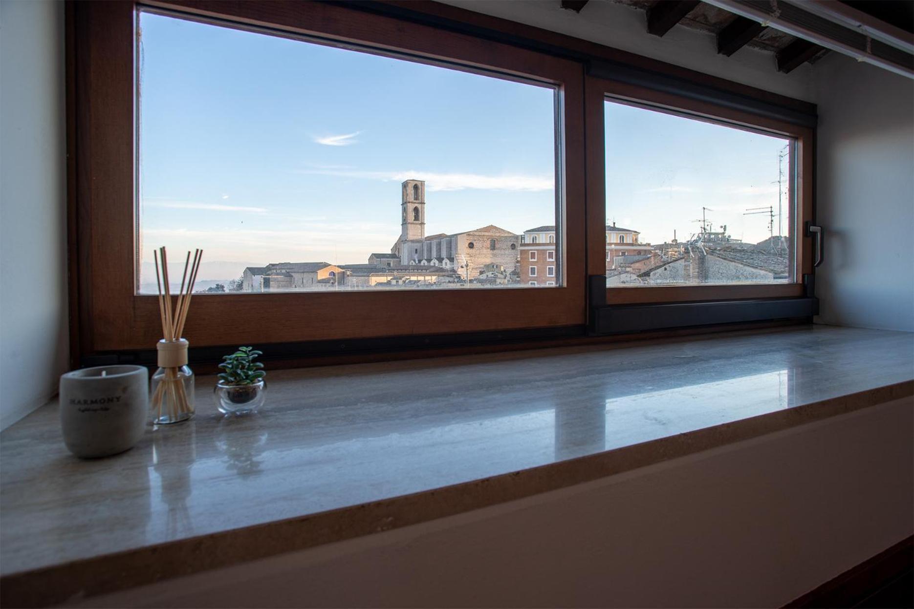 Panoramic Apt - A Due Passi Dal Centro - Italywego Perugia Dış mekan fotoğraf
